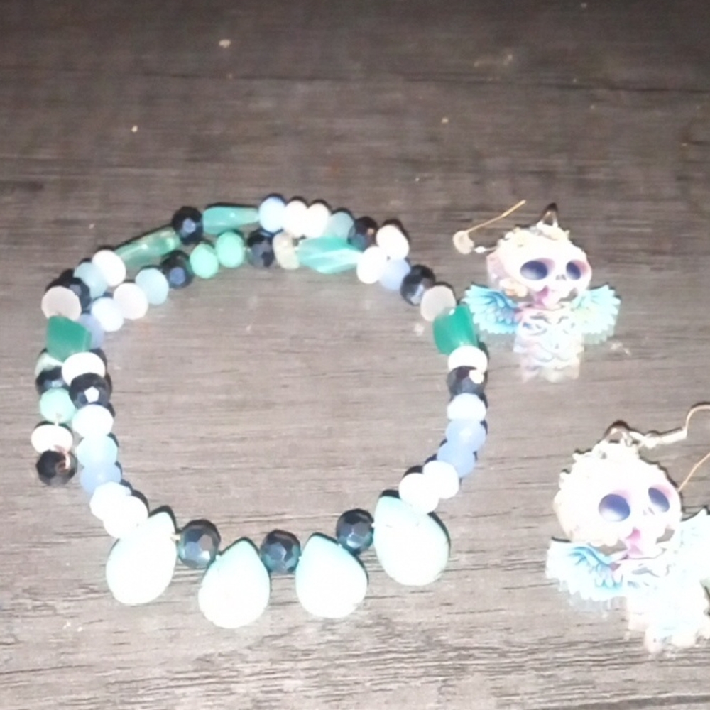 Elegant Beaded Bracelet and Earring Set